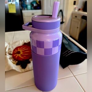 Unused with tag brumate twist cup